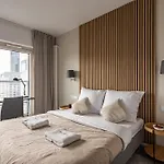 P&O Apartments Mennica Residence X